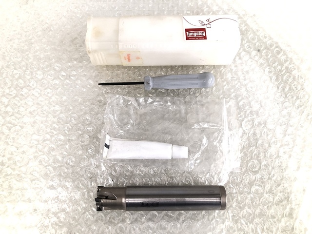 TUNGALOY EPD05R020M20.0W04 End Mill Image 1