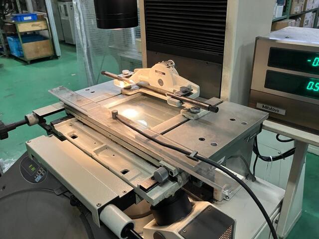 ミツトヨ PV-5000 投影機 の画像 5枚目