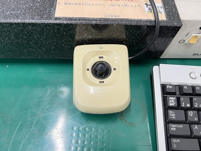 東京精密 SURFCOM1400D 表面粗さ・輪郭形状測定機 の画像 5枚目