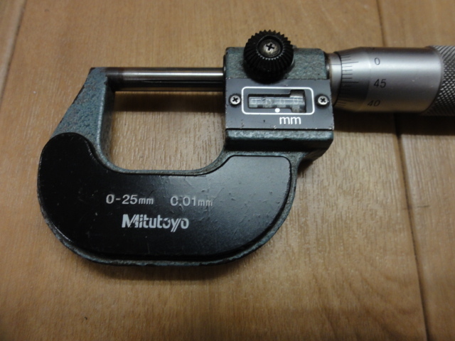 Mitutoyo M810-25 Micrometer (Outer) Image 2