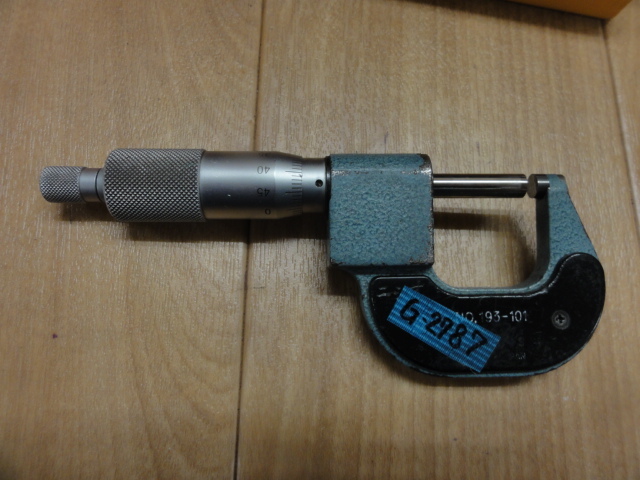 Mitutoyo M810-25 Micrometer (Outer) Image 5