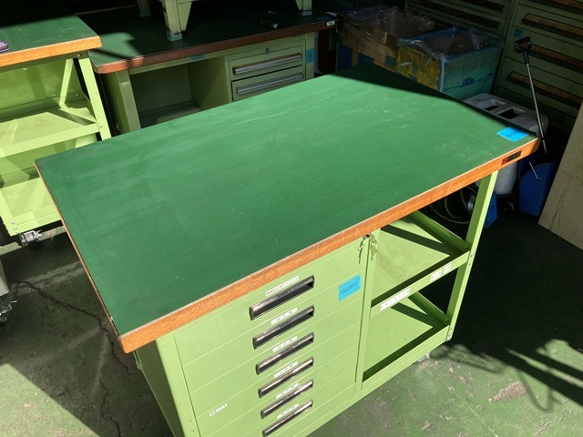 SAKAE 1000X600X880 Work Bench Image 2
