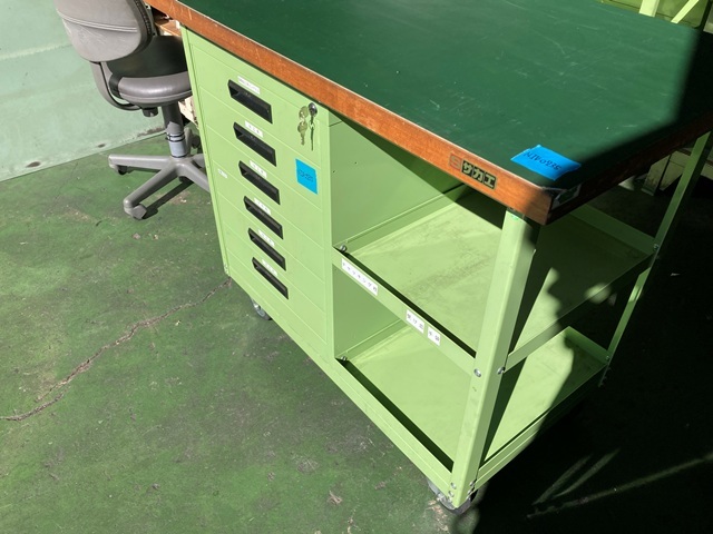 SAKAE 1000X600X880 Work Bench Image 4