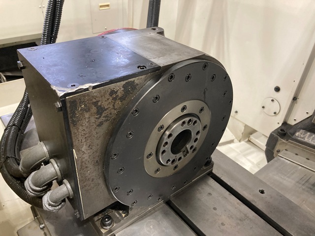 FANUC α-T21iFLa Vertical Machining Center Image 5
