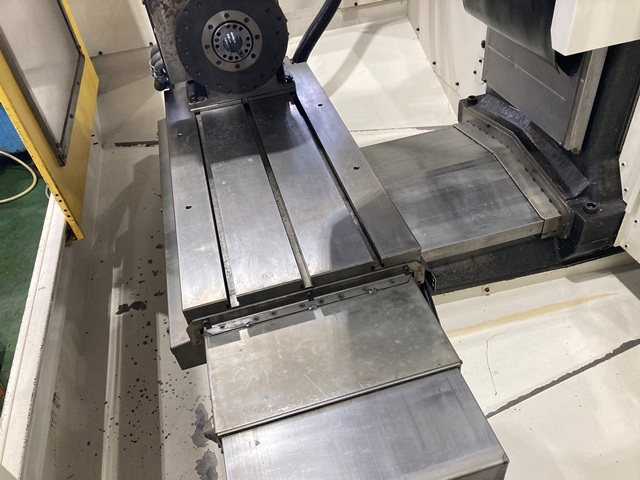 FANUC α-T21iFLa Vertical Machining Center Image 8
