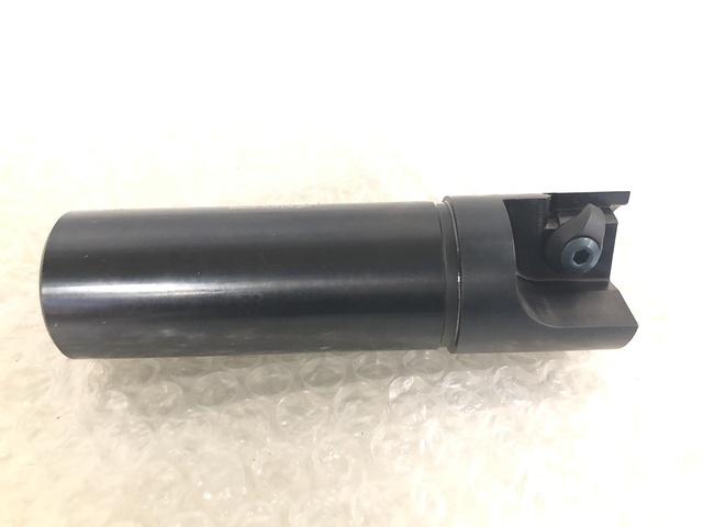 KYOCERA MVG3532 End Mill Image 1