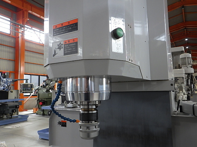 YAMASAKI GIKEN F-352 NC Vertical Milling Machine Image 2