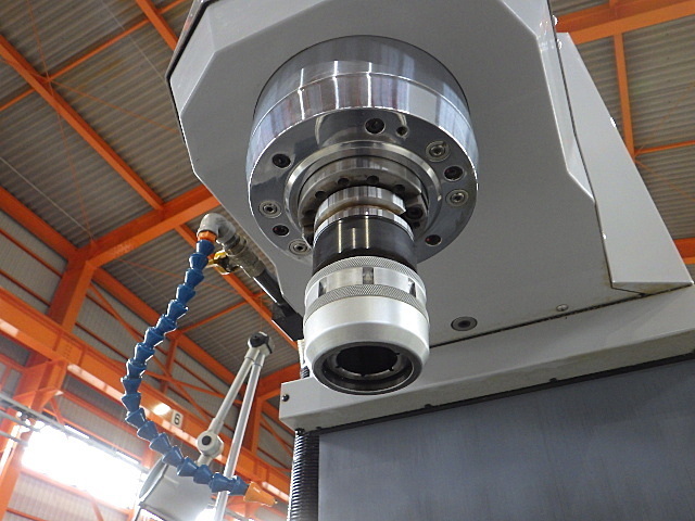 YAMASAKI GIKEN F-352 NC Vertical Milling Machine Image 4