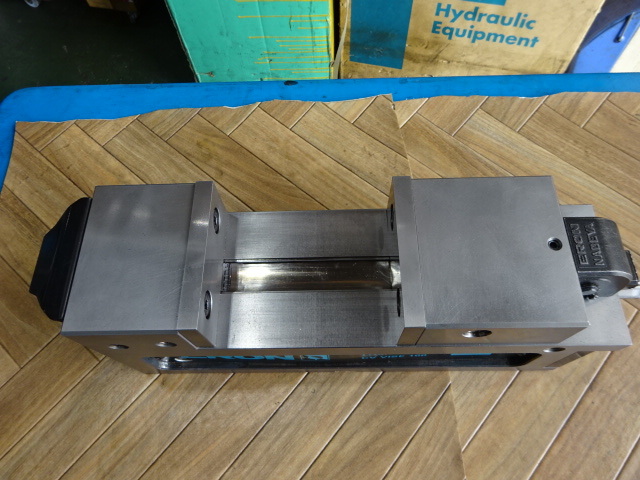 Nabeya LTCV100 Vice Image 5