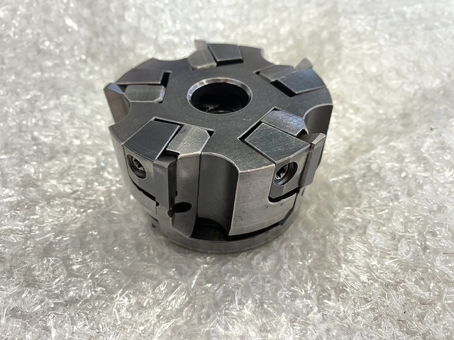 --  Milling Cutter Image 3