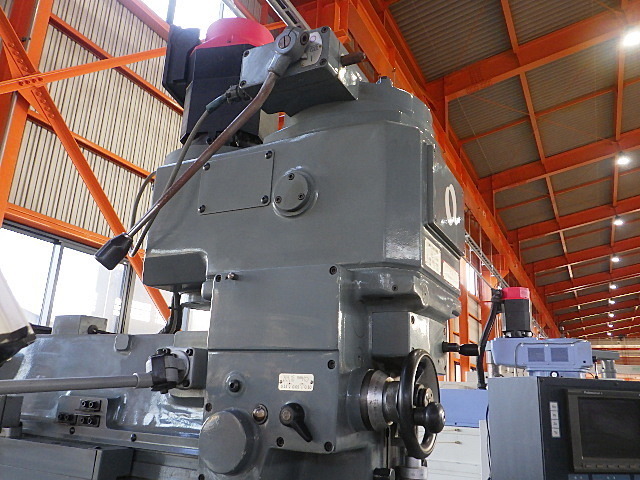 牧野フライス製作所 KEVA-55 NC立型フライス盤 の画像 3枚目