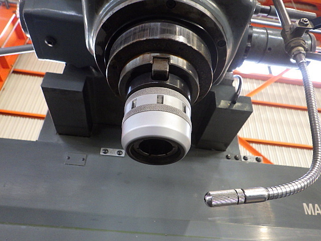 牧野フライス製作所 KEVA-55 NC立型フライス盤 の画像 5枚目