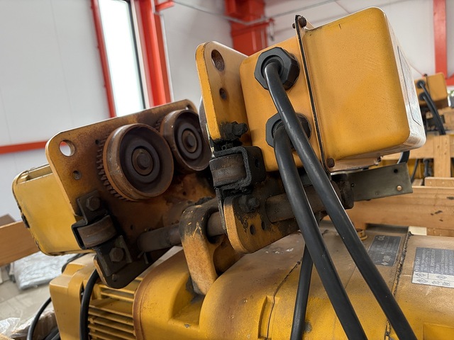 KITO ER020L Material Handling Equipment Image 2