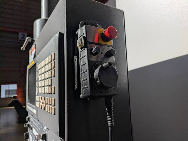 オークマ MILLAC-611VⅡ 立型マシニングセンタ の画像 9枚目