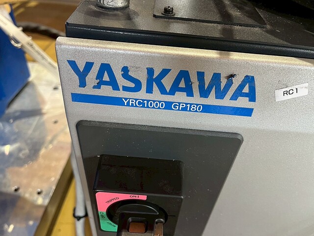 安川 MOTOMAN-GP180 Robot Image 2