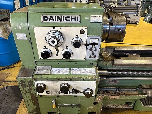 Dainichi Machinery DLG-SHB63×250 Lathe Image 4
