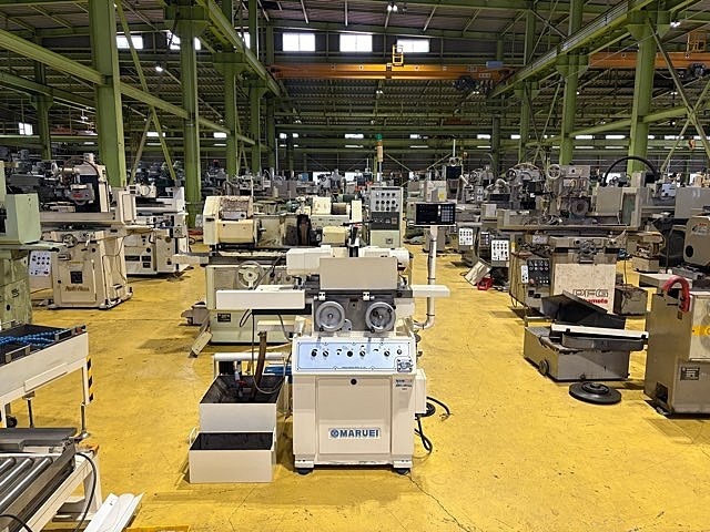 マルエイ MIG-MG200 Cylindrical Grinder Image 1