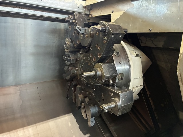 Okuma LB300-M NC Multi-tasking Machine Image 5