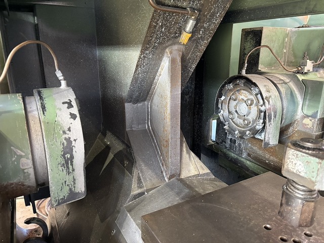 中央精機 DAI500 NC両頭フライス盤 の画像 7枚目