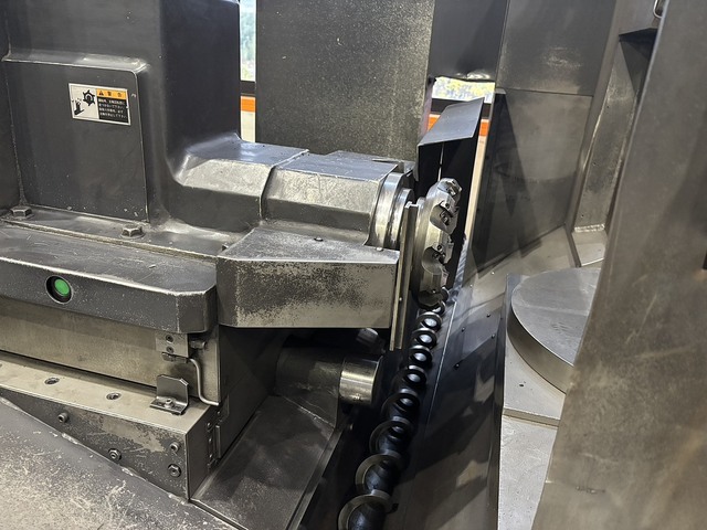 CHUO SEIKI DAI700Ⅱ NC Double-head Milling Machine Image 5