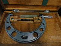 Mitutoyo OM-200 Micrometer (Outer) G-2797 Image