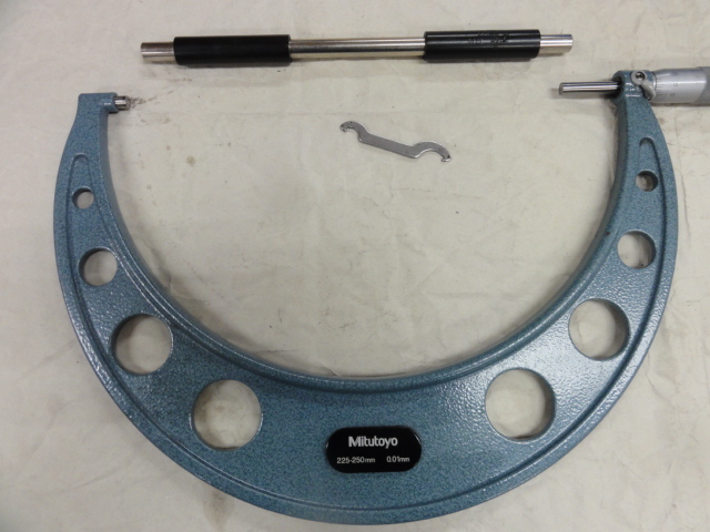 Mitutoyo OM-250 Micrometer (Outer) Image 2