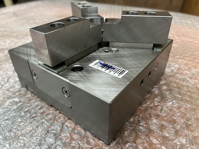 KAWATATEC Y-120 Lathe Chuck Image 4