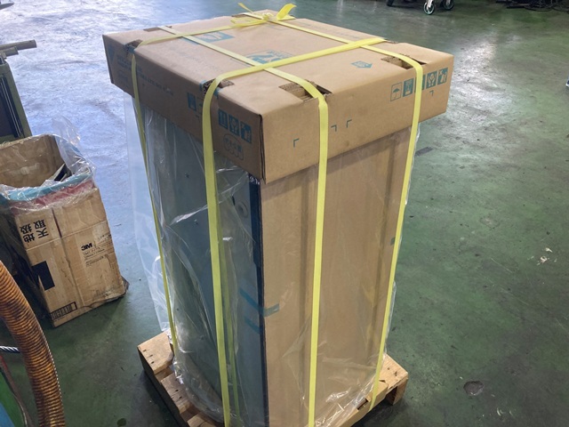 DAIKIN INDUSTRIES AKZ43A Coolant Device Image 3