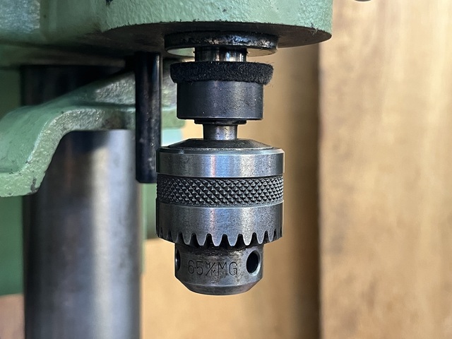 KIRA KRT-10 Desktop Drilling Machine Image 3