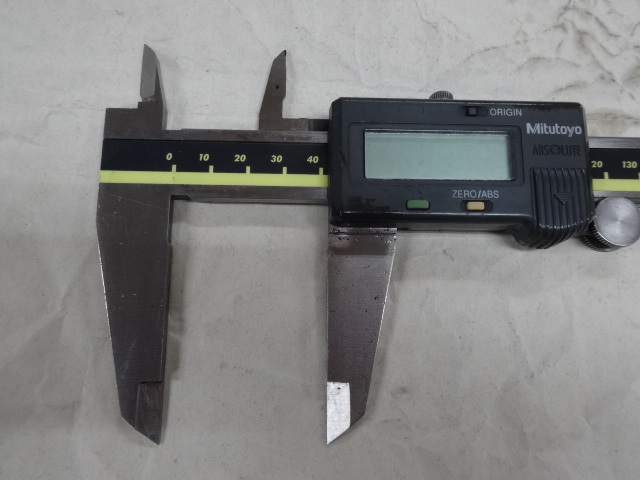 Mitutoyo CD-30C Vernier calipers Image 4