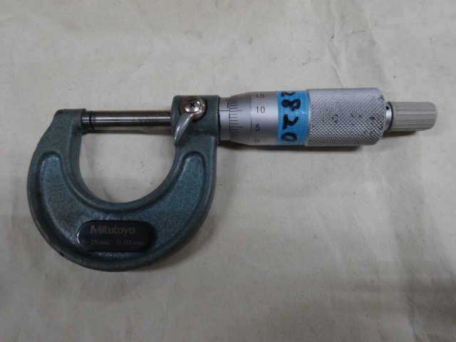 Mitutoyo M110-25 Micrometer (Outer) Image 2