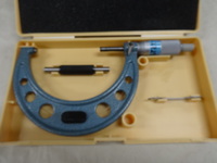 Mitutoyo OM-100 Micrometer (Outer) G-2829 Image