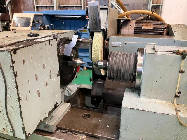 KONDO MACHINE WORKS CGK-750-NC NC Cylindrical Grinder Image 4