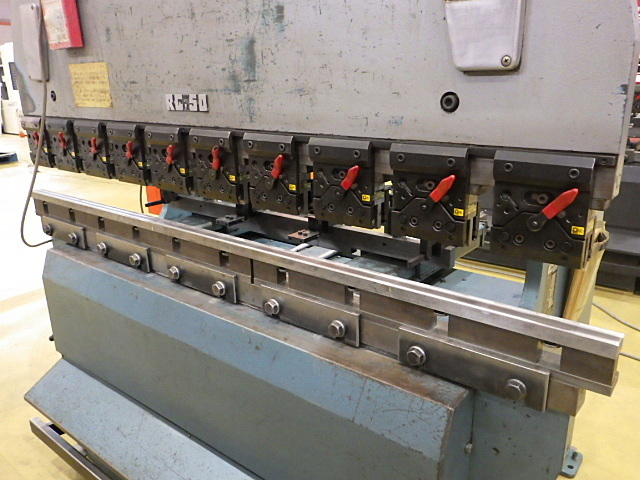 AMADA RG-50 Press Brake/Bender Image 2