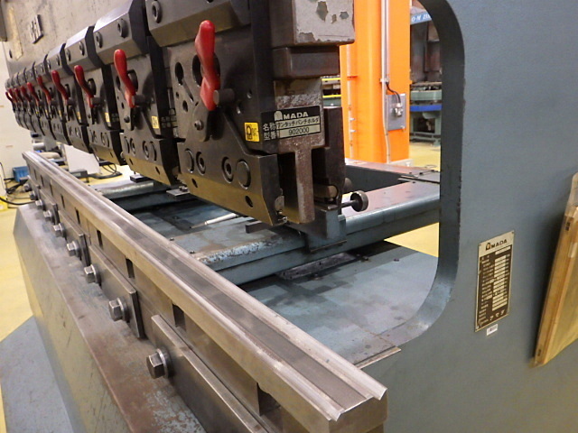 AMADA RG-50 Press Brake/Bender Image 4