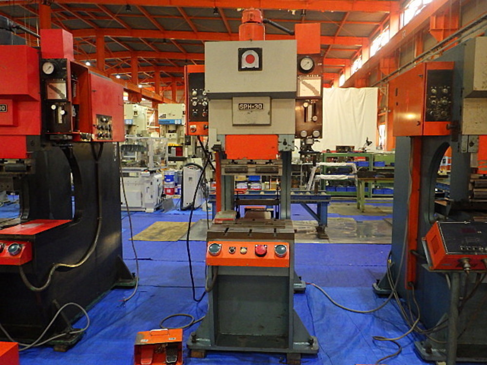 AMADA SPH-30C Press Brake/Bender
