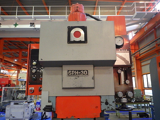 アマダ SPH-30C プレスブレーキ/ベンダー の画像 2枚目
