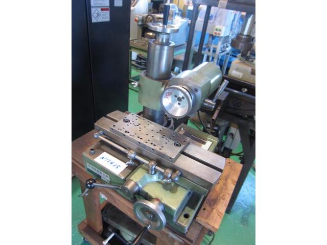 IIDA TEKKOU GT-200FR Tool Grinder Image 1