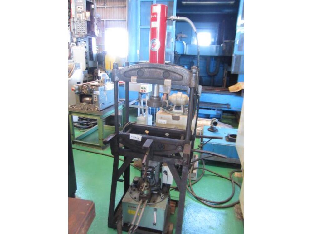 RIKEN SEIKI 油圧プレス Hydraulic Press