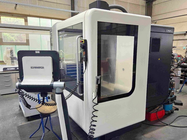 DECKEL MAHO DMC 835 V New Design Vertical Machining Center Image 6