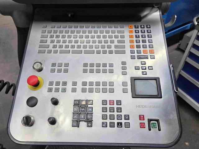 DECKEL MAHO DMC 835 V New Design Vertical Machining Center Image 8