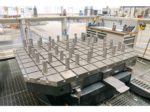 DMG MORI DMC 340 U 5Axis Machining Center Image 16