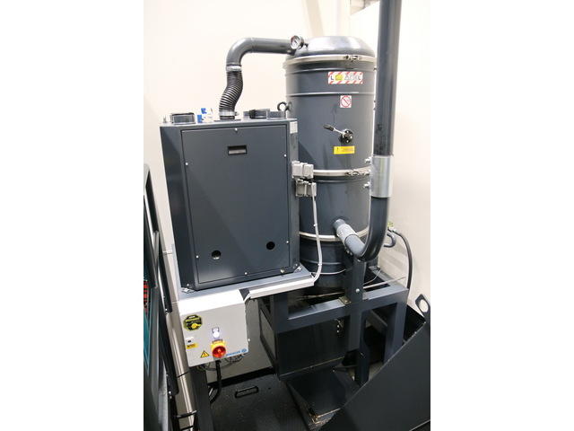DMG MORI DMC 340 U 5Axis Machining Center Image 46