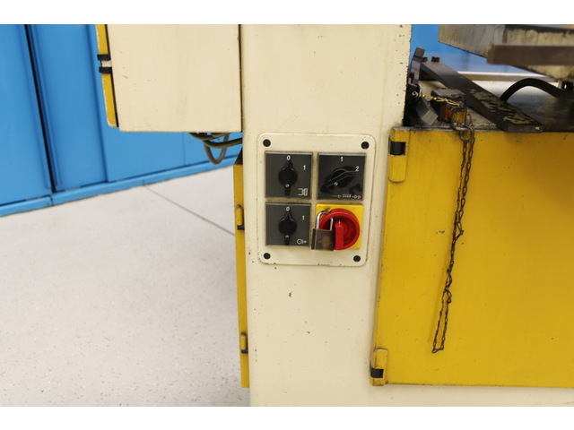 MÖSSNER Rekord SM 420 Band Saw Image 14