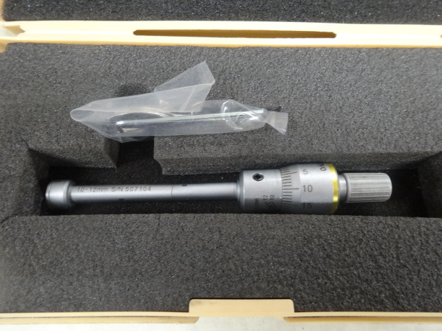 Mitutoyo HT-12R Hole Test Image 1