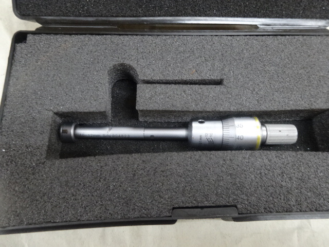 Mitutoyo HT-12R Hole Test Image 1
