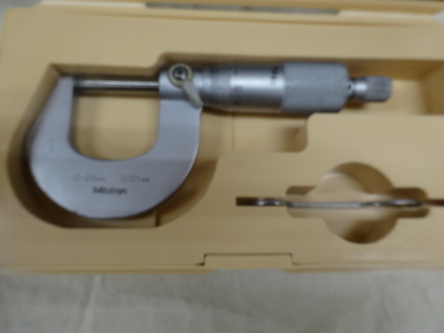 Mitutoyo 0-25 Micrometer (Outer) Image 1