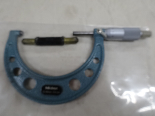 Mitutoyo OM-100 Micrometer (Outer) Image 1