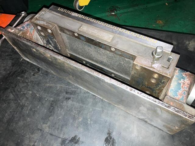 FUJI JIKOH PFB 150x350 Magnet Chuck Image 4