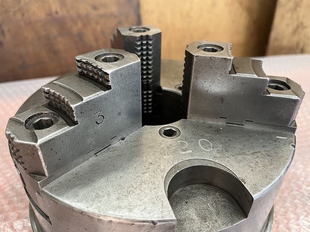 --  Lathe Chuck Image 3